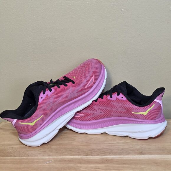 HOKA Clifton 9 Running Shoes Raspberry Strawberry 1127896 RSRW Women's Size 6.5 - Picture 4 of 8